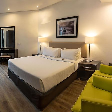Parade Hotel Ντούρμπαν Εξωτερικό φωτογραφία