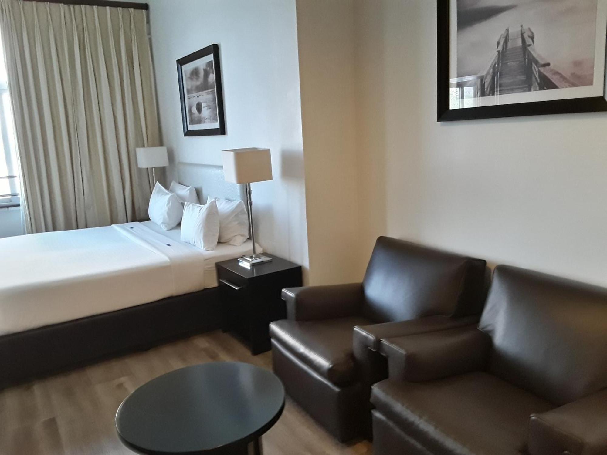 Parade Hotel Ντούρμπαν Εξωτερικό φωτογραφία